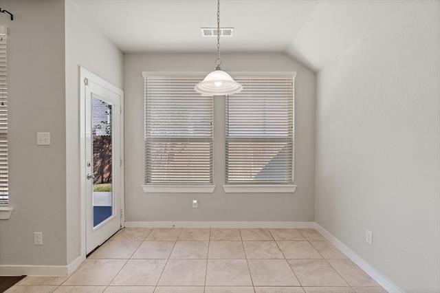 Building Photo - 1401 Macaw Ct