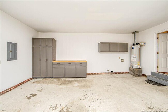 Building Photo - 7010 Medway Ct