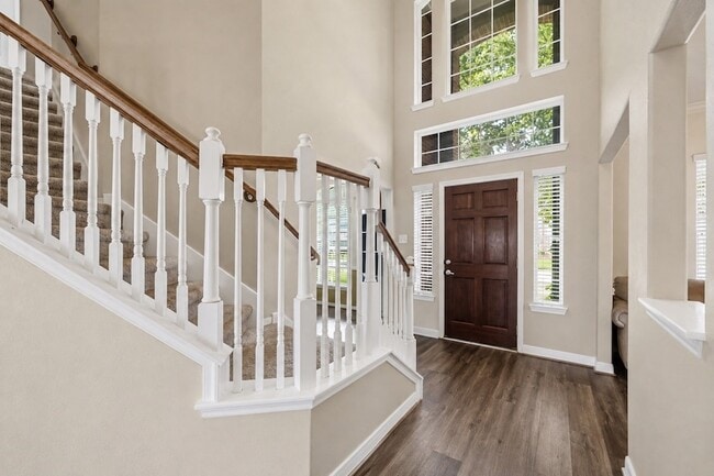 Building Photo - 3821 Houston Lake Dr