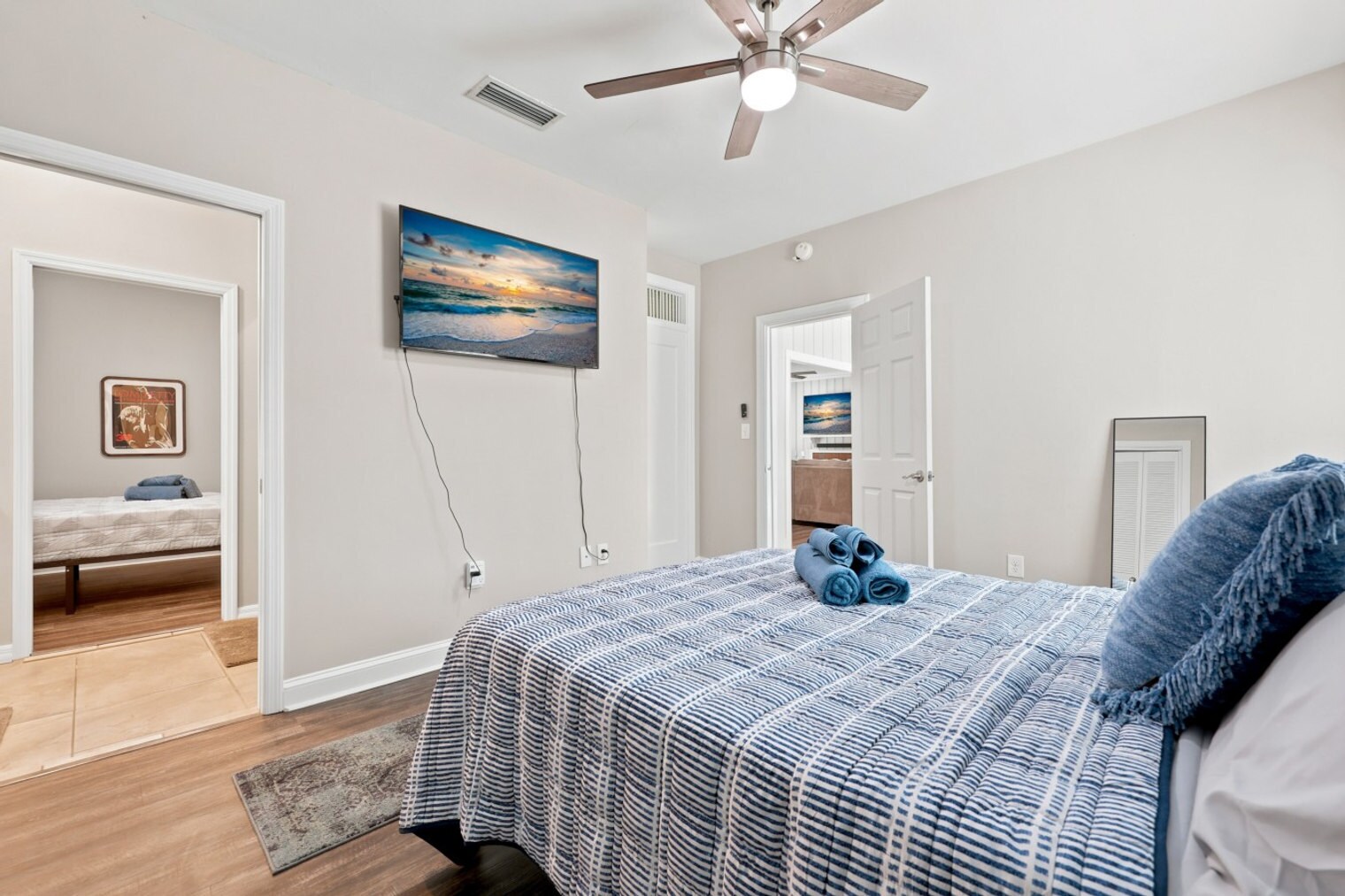 Building Photo - 16 NW 22nd Dr