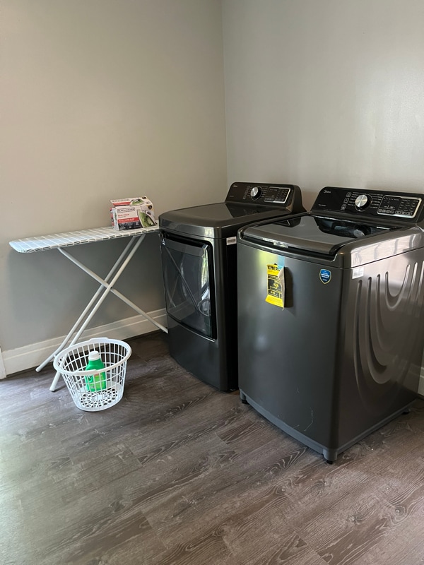 Building Photo - 2290 Genesee St