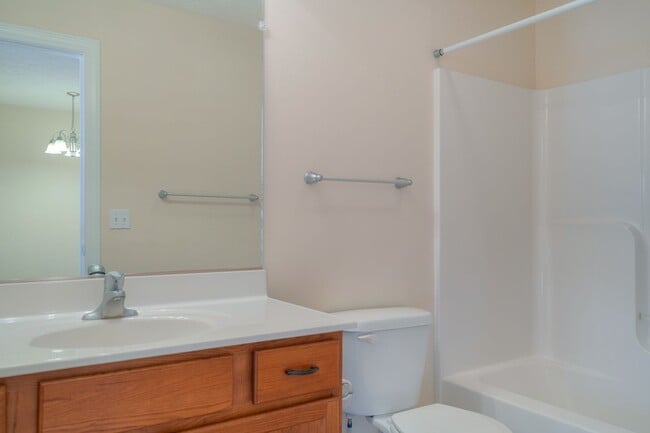 Building Photo - Available for the 2026-2027 lease term.