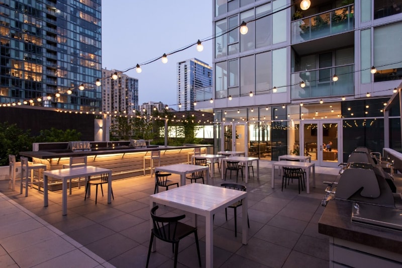 Building Photo - 176 W Hill St