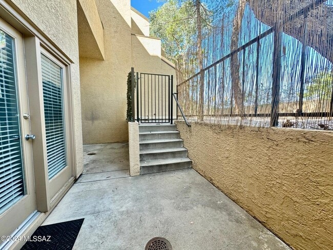 Building Photo - 7620 E Callisto Cir