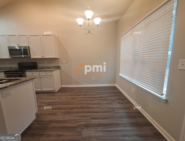 Building Photo - 145 Loudoun Dr