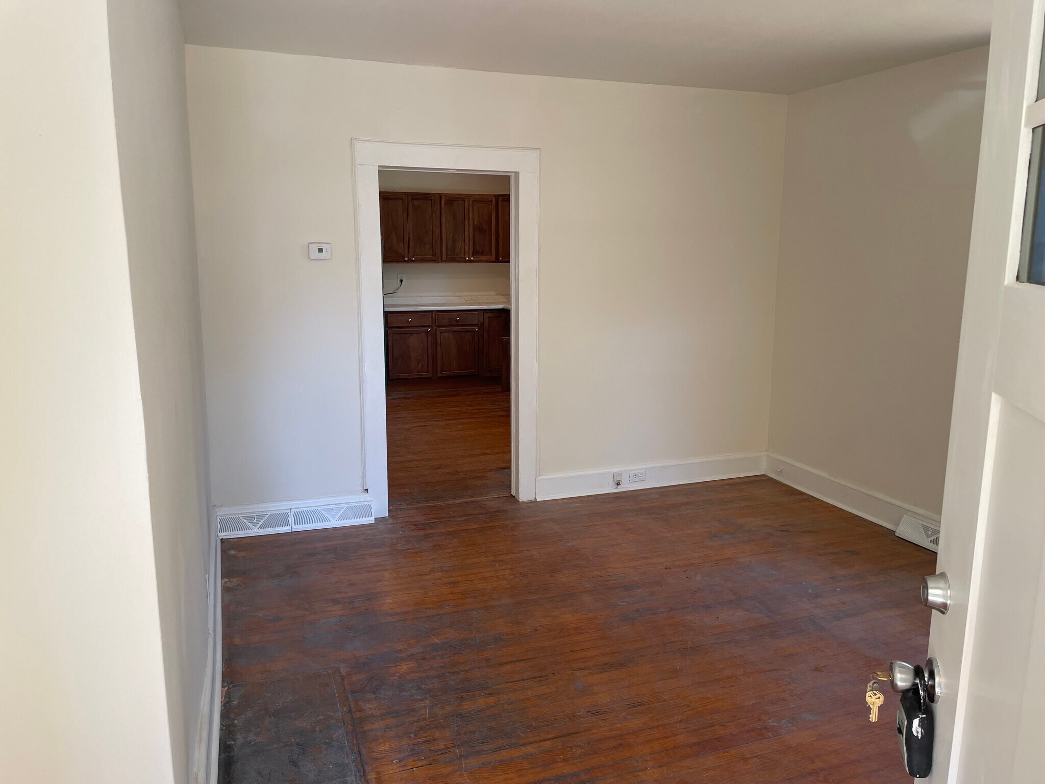 Building Photo - 298 Werts St