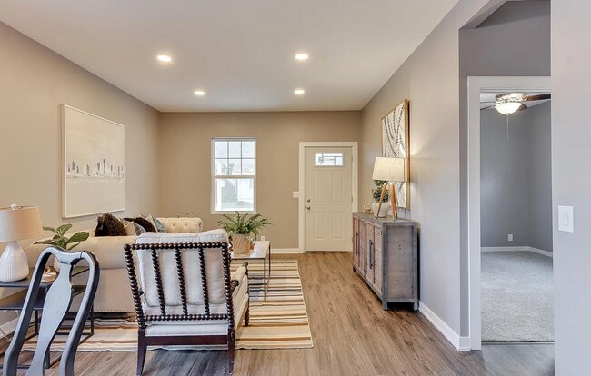 Building Photo - Fully Remodeled 4 Bedroom Benson Home!!