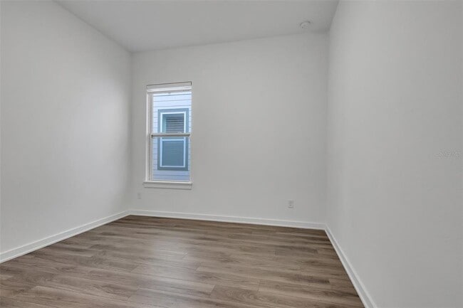 Building Photo - 17582 Lake Star Rd