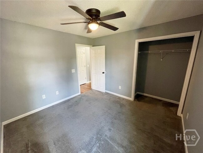 Building Photo - 119 Mustang Dr