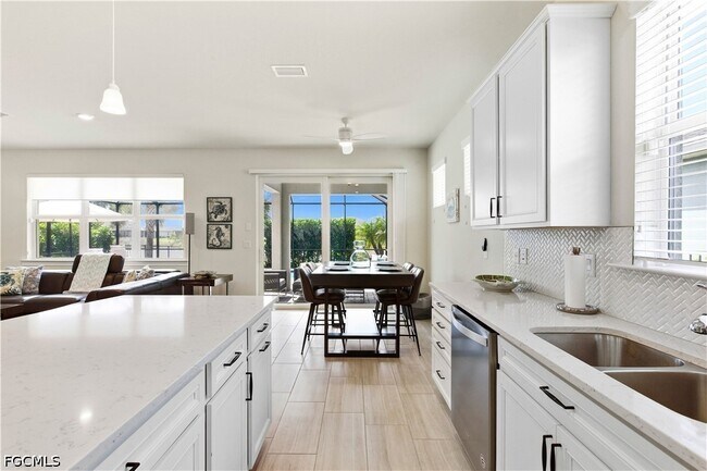 Building Photo - 17728 Silverspur Dr