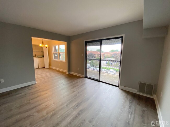Building Photo - 1429 Raspberry Ct