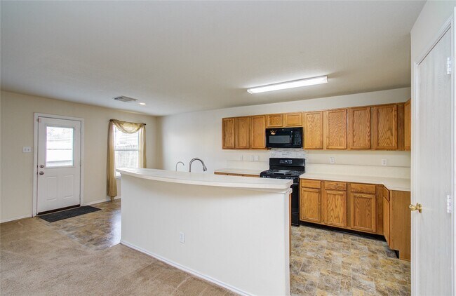 Building Photo - 8219 Tartan Ct