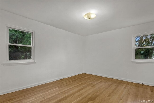 Building Photo - 330 Harvard Rd