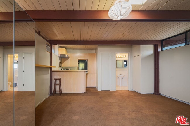 Building Photo - 12421 Deerbrook Ln