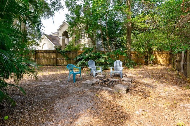 Building Photo - 254 Oak Park Pl