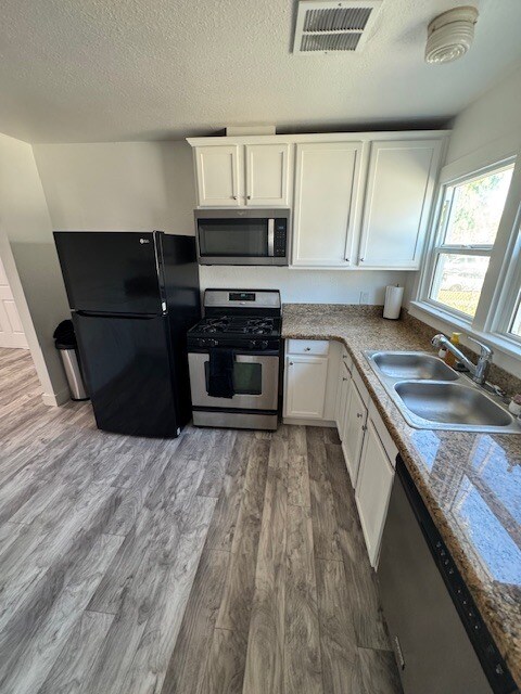 Building Photo - 3034 Lemon St