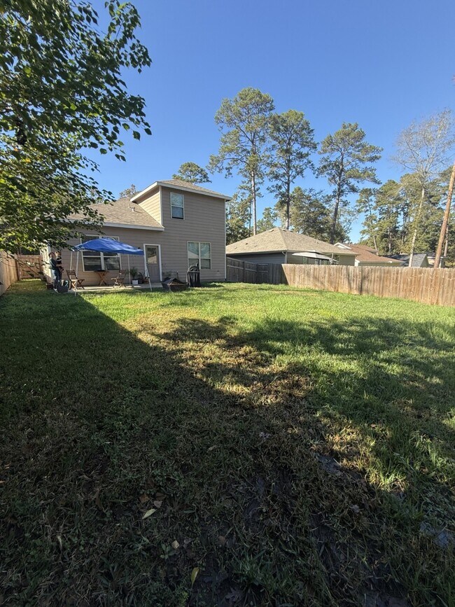 Building Photo - 1113 W Cedar River Rd