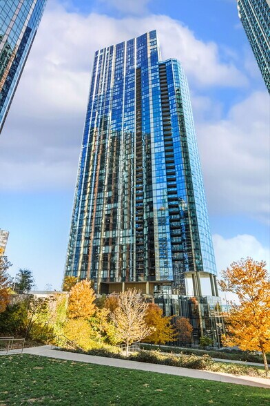 Primary Photo - 211 N Harbor Dr