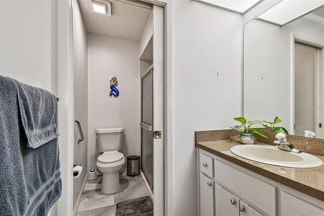 Building Photo - 7433 Greystone Dr