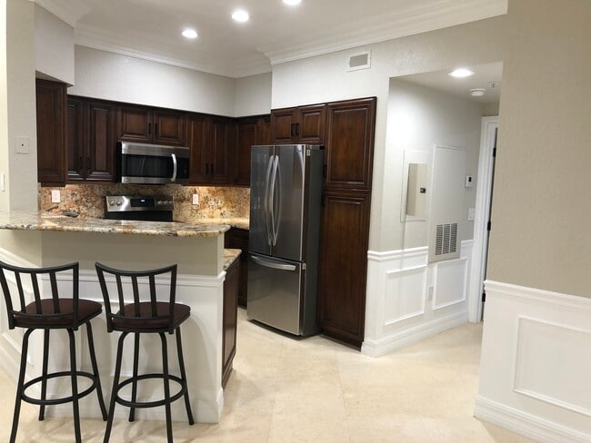 Building Photo - 23640 Walden Center Dr