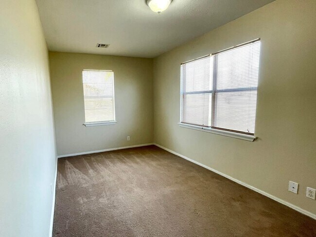 Building Photo - 8179 OK-199