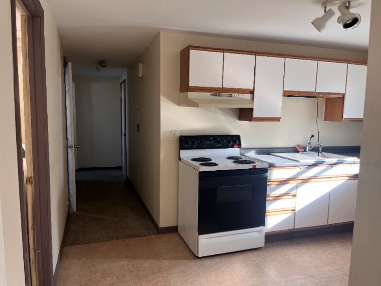 Building Photo - 204 Pekin Ave