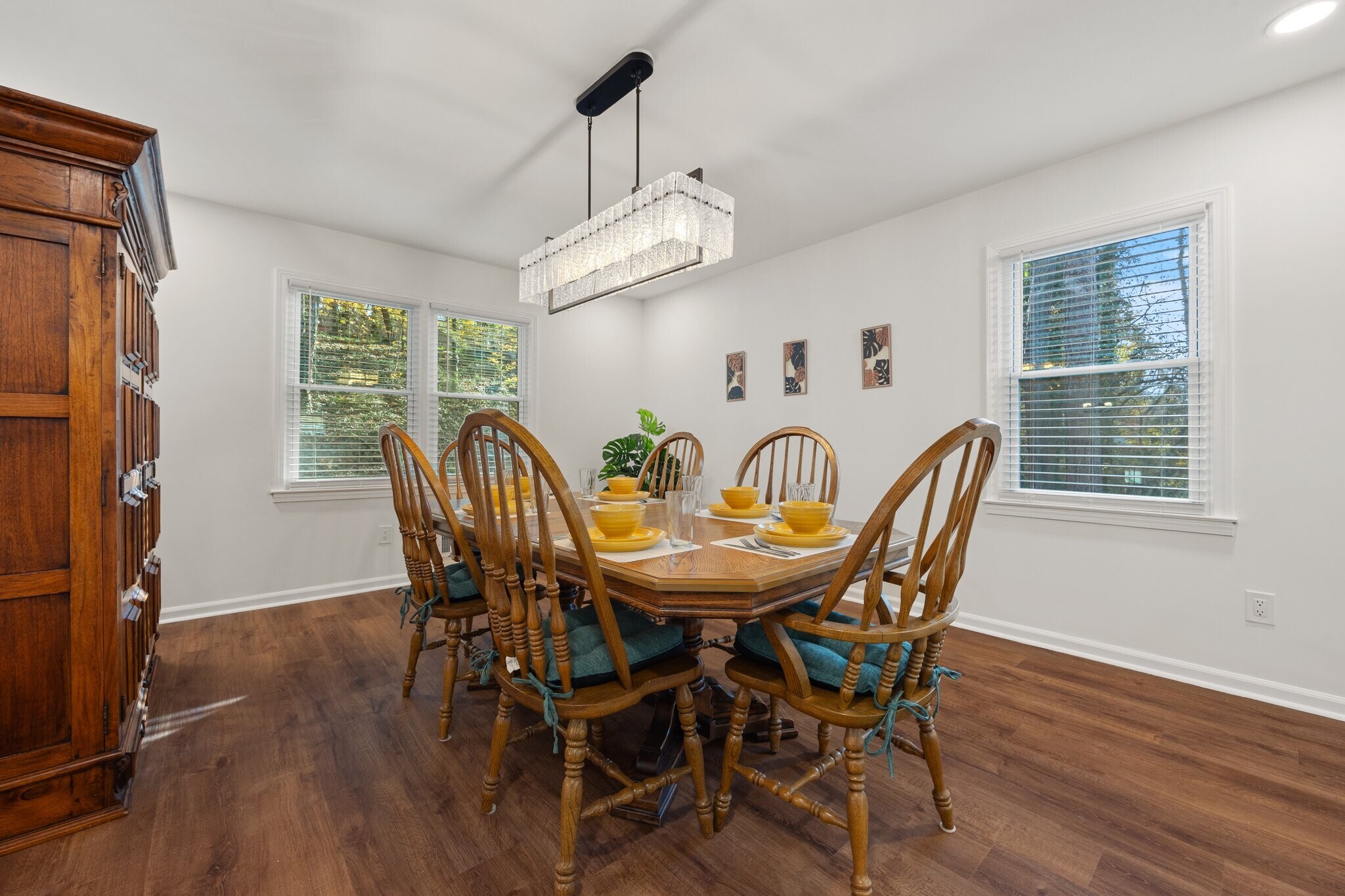 Building Photo - 82 Vanessa Dr