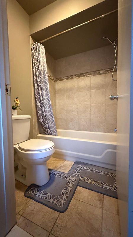 Building Photo - 735 Hamilton Ct