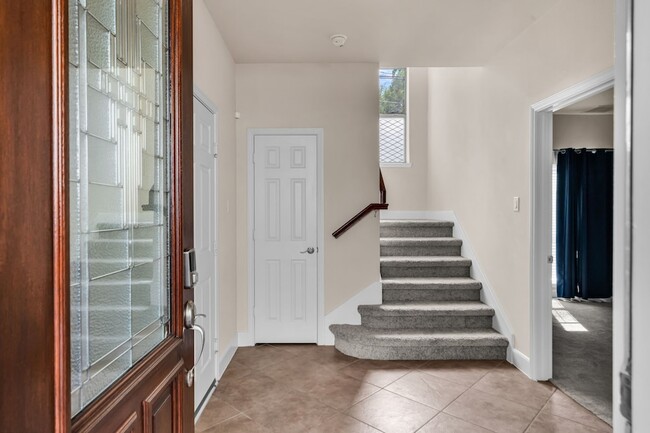 Building Photo - 1607 W Dallas St