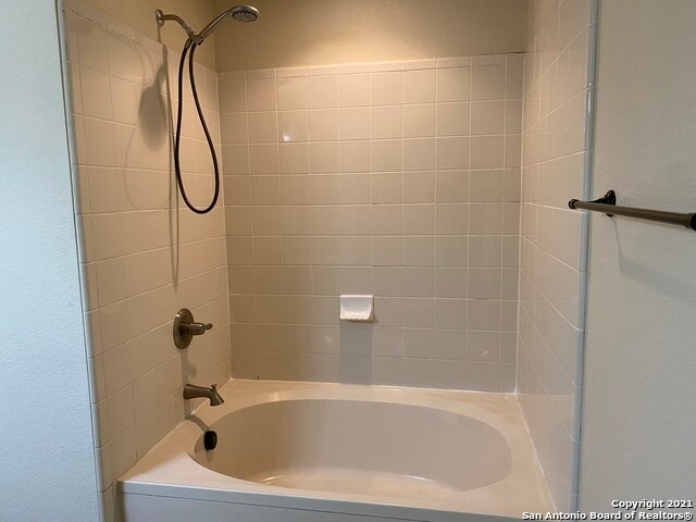 Building Photo - 2522 Sunbird Lake