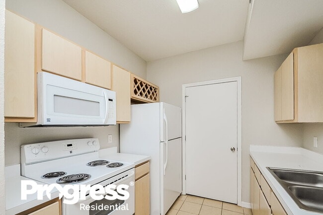 Building Photo - 8513 Lucuya Way