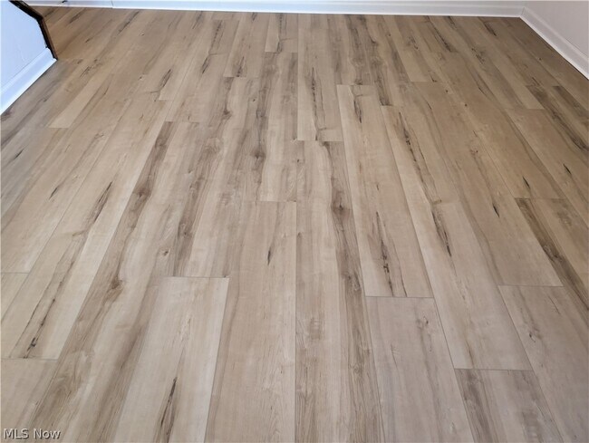 Building Photo - 3792 Baumberger Rd