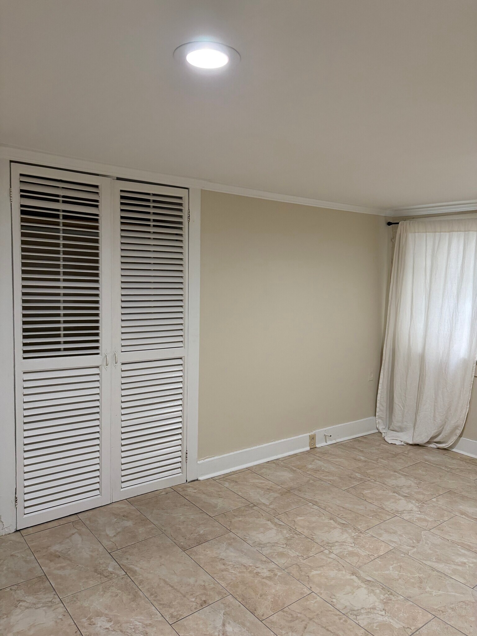 bedroom - 1509 Robert St