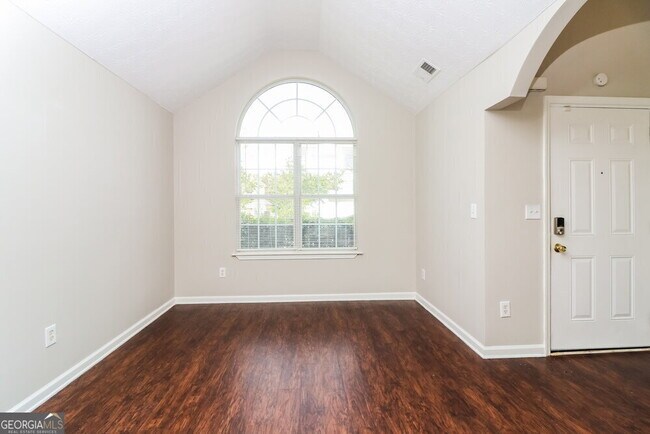 Building Photo - 7611 Apostle Rd
