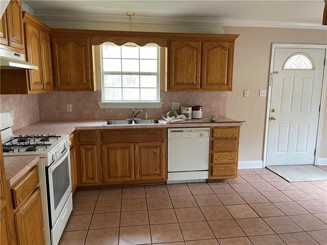 Building Photo - 13595 LA-40