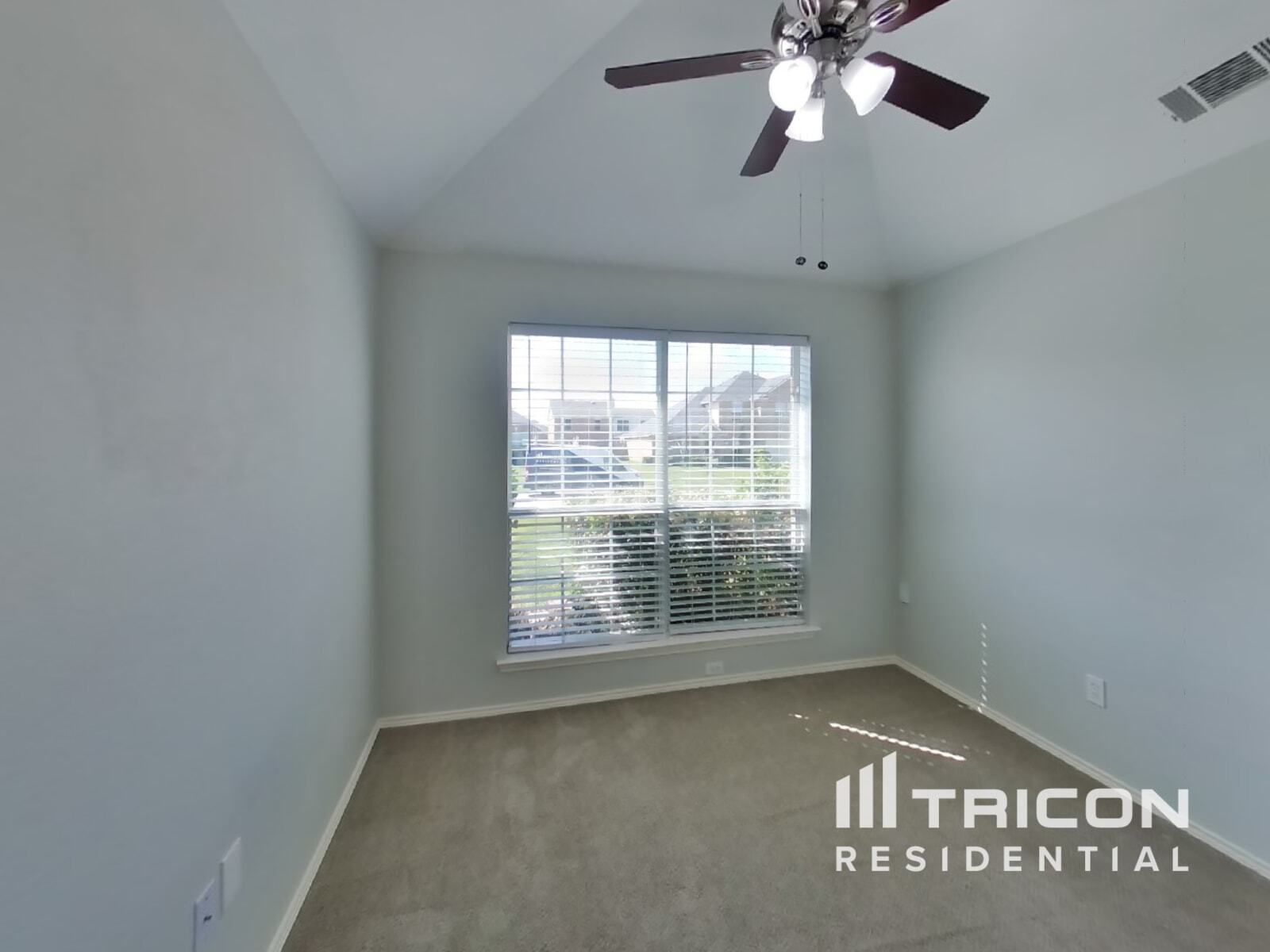 Building Photo - 102 Drycreek Dr