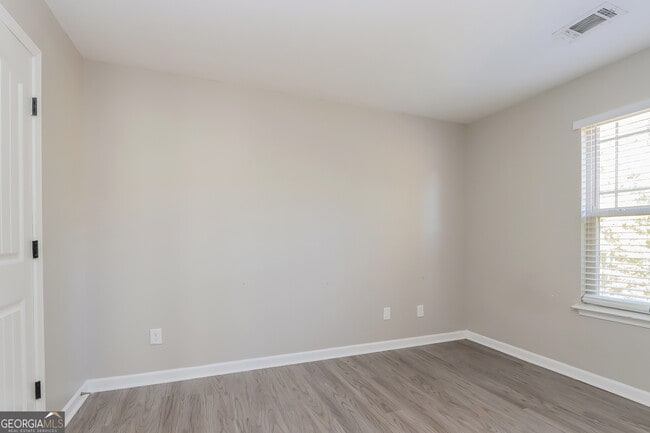 Building Photo - 128 Pristine Dr