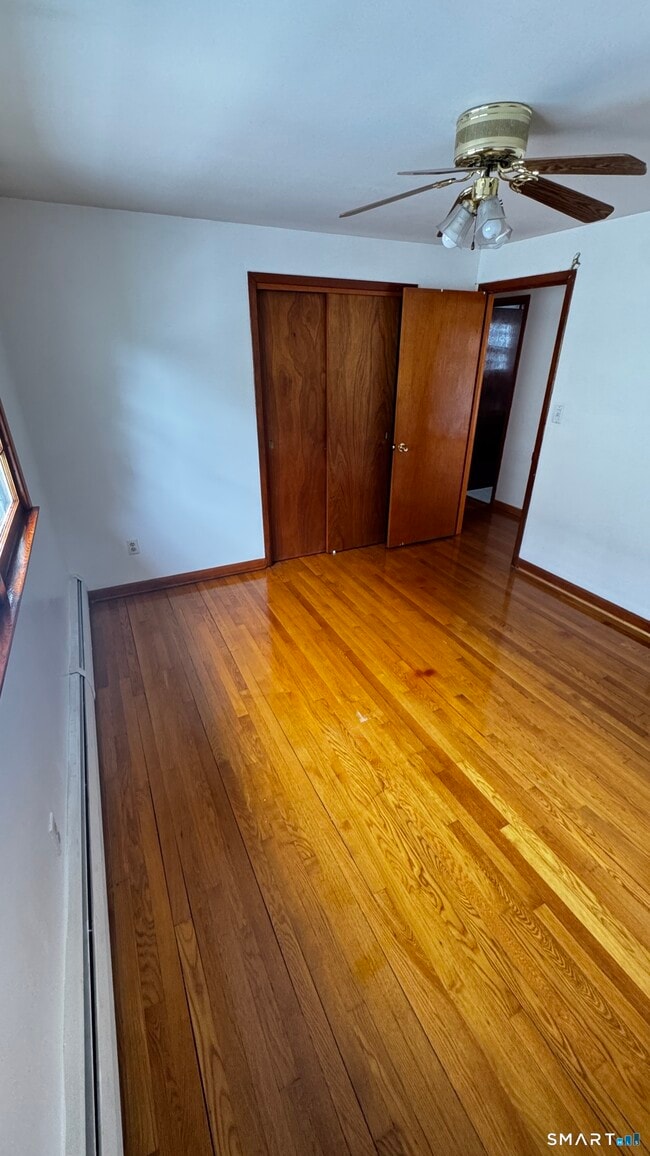 Building Photo - 156 Putnam Ave