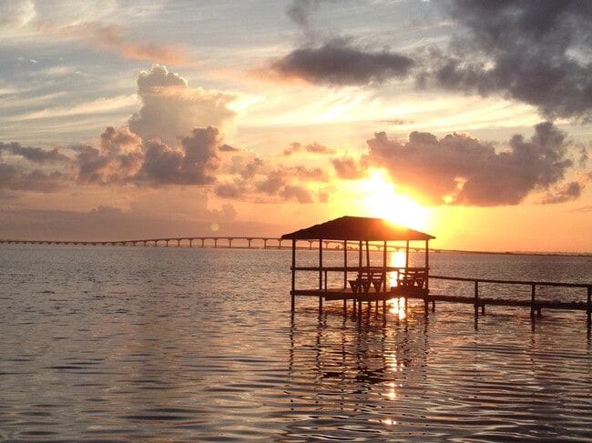 Primary Photo - 1674 J D Miller Rd