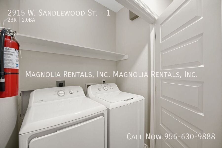 Building Photo - 2915 W Sandlewood St