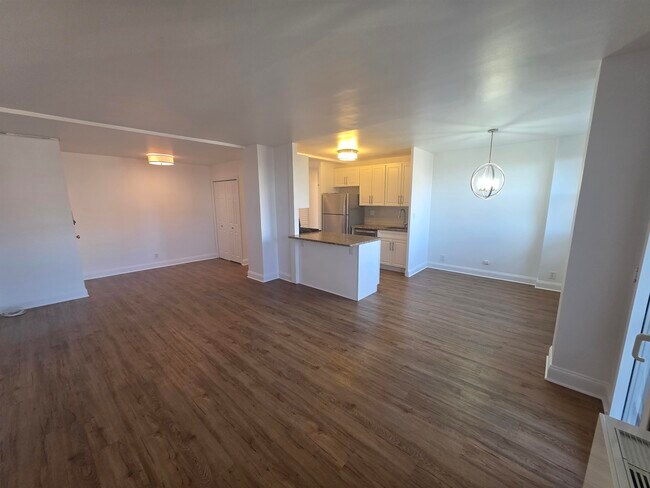 Building Photo - 7100 JFK Blvd E