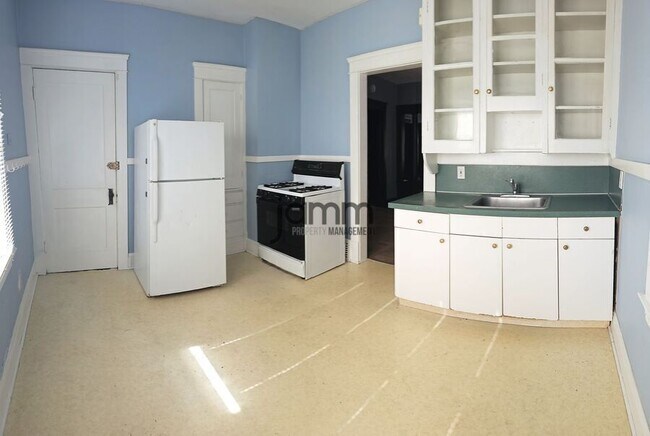 Building Photo - 11301 Florian Ave