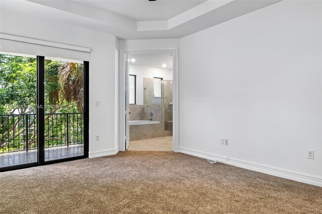 Building Photo - 142 SW 127th Terrace