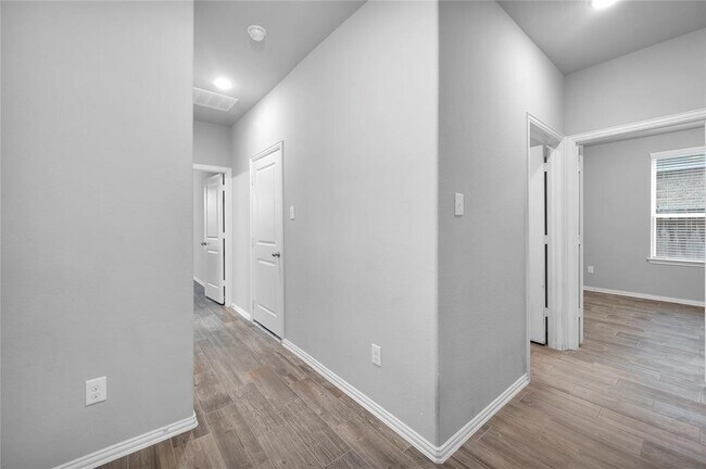 Building Photo - 3137 Dunsmore Manor Ct