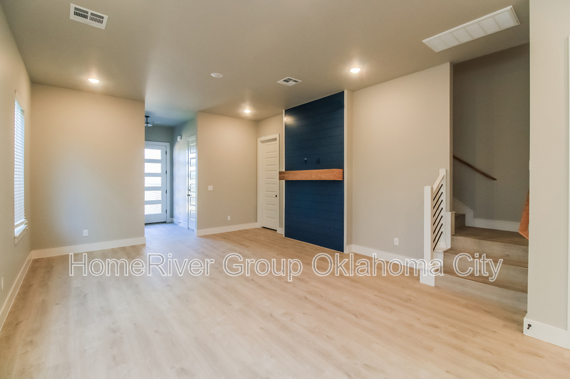 Building Photo - 2545 NW 131st St
