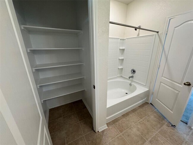 Building Photo - 14225 Silver Lace Ln