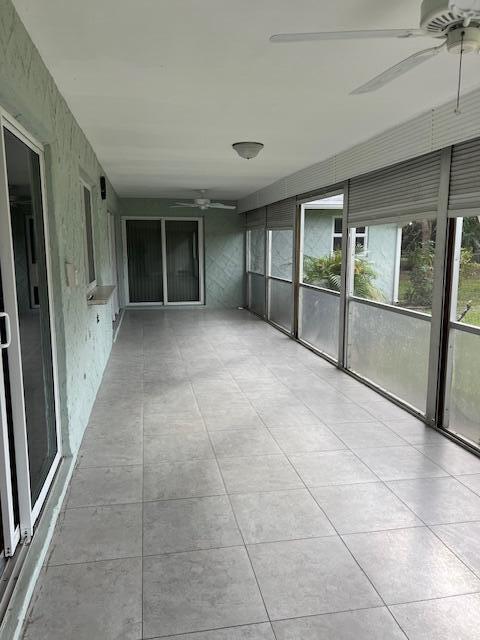 Building Photo - 153 Meadowlark Dr