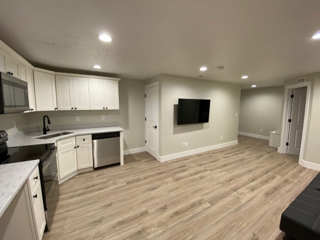 Building Photo - 1935 N 4100 W