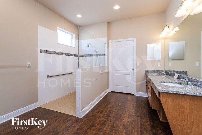 Building Photo - 14646 Balloch Dr