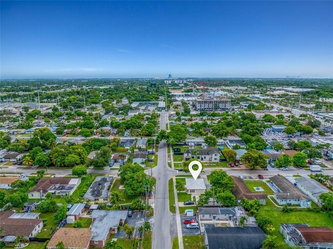 Building Photo - 6044 Funston St